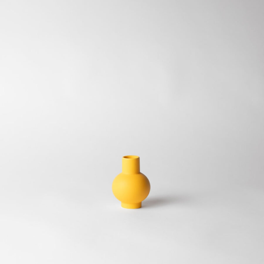 Freesia Mini Globe Bud Vase